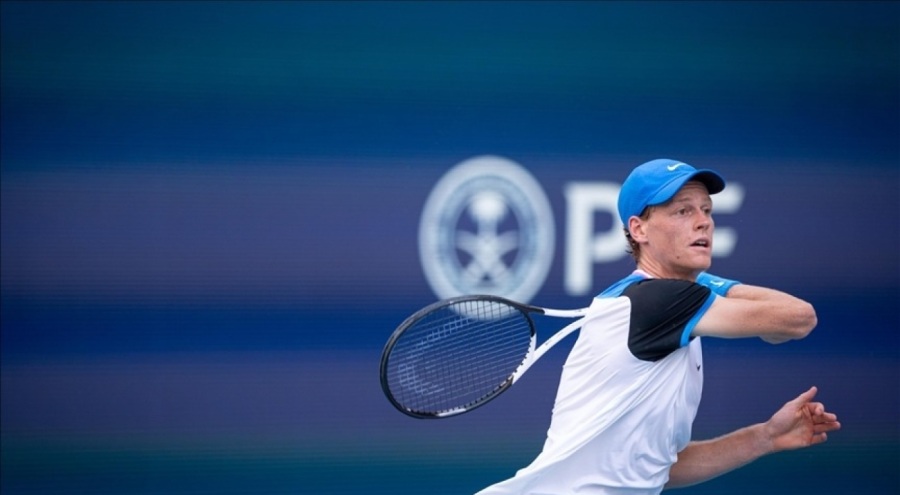 İtalyan raket Sinner, Roma Açık Tenis Turnuvası'ndan çekildi