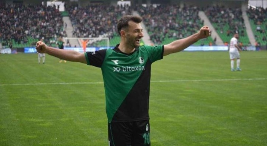 Sakaryaspor, Burak Süleyman'la yollarını ayırdı