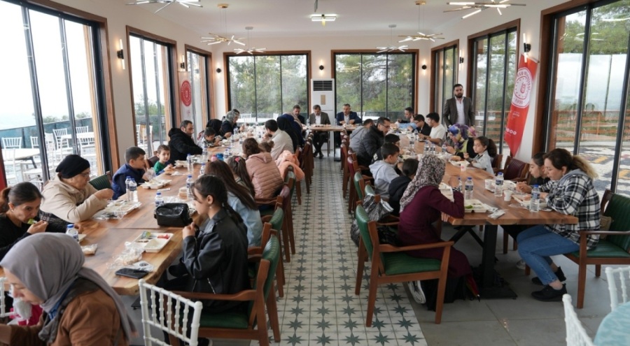 Bursa Gürsu Belediyesi'nden çölyak hastalarına özel kahvaltı düzenledi