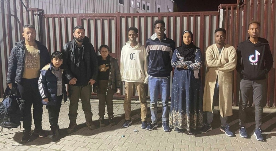 Edirne'de 9 kaçak göçmen yakalandı