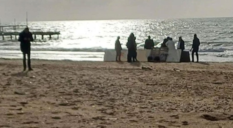 Sahilde erkek cesedi bulundu