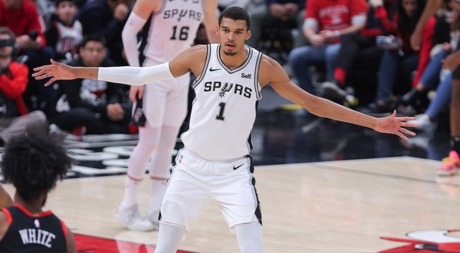 Victor Wembanyama, NBA'de yılın çaylağı seçildi