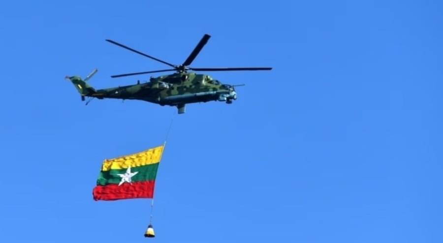 Myanmar'da askeri helikopter düştü! 2 pilot yaşamını yitirdi