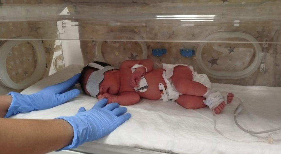 2 günlük bebeği dağ yoluna terk edip, jandarmayı arayan aile üyeleri yakalandı