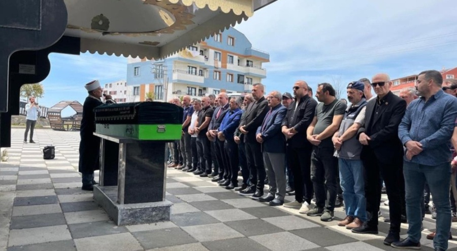 Eski milli güreşçi Hüseyin Gezer 47 yaşında hayatını kaybetti