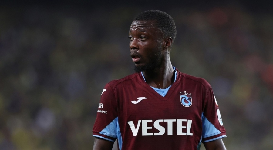 Trabzonspor'da yıldız futbolcuyla yollar ayrılacak