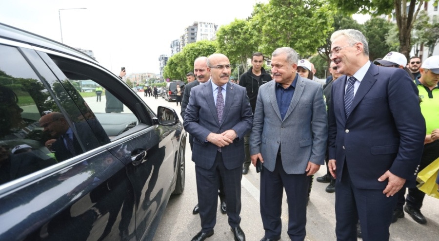 Emniyet Genel Müdürü'nden Bursa'da sürücülere hız uyarısı