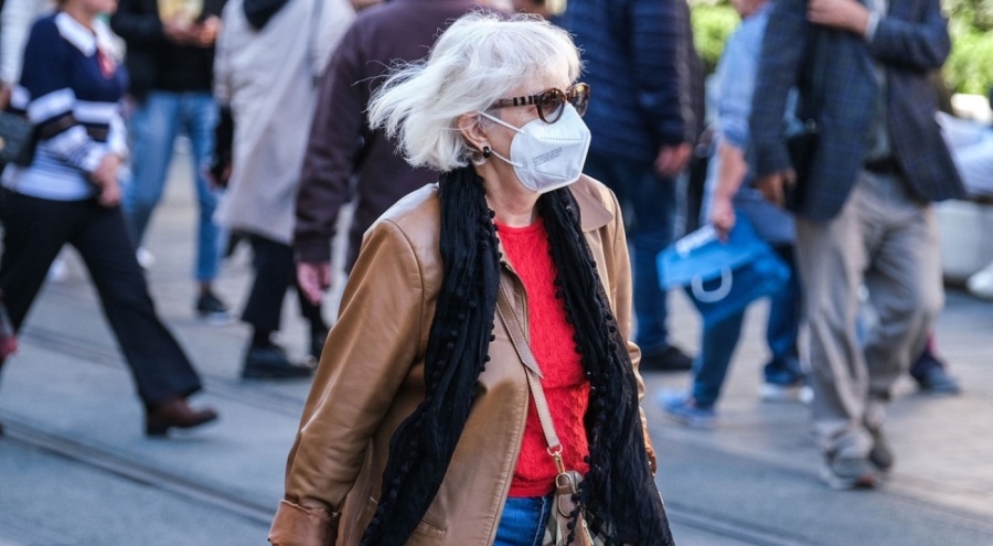 Uzmanlardan çöl tozu uyarısı! "Dışarı çıkmayın, kıyafetlerinizi değiştirin, gargara yapın..."