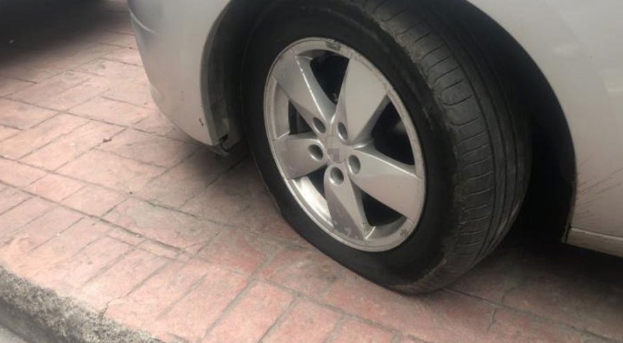 Park halindeki 11 aracın lastiği patlatıldı