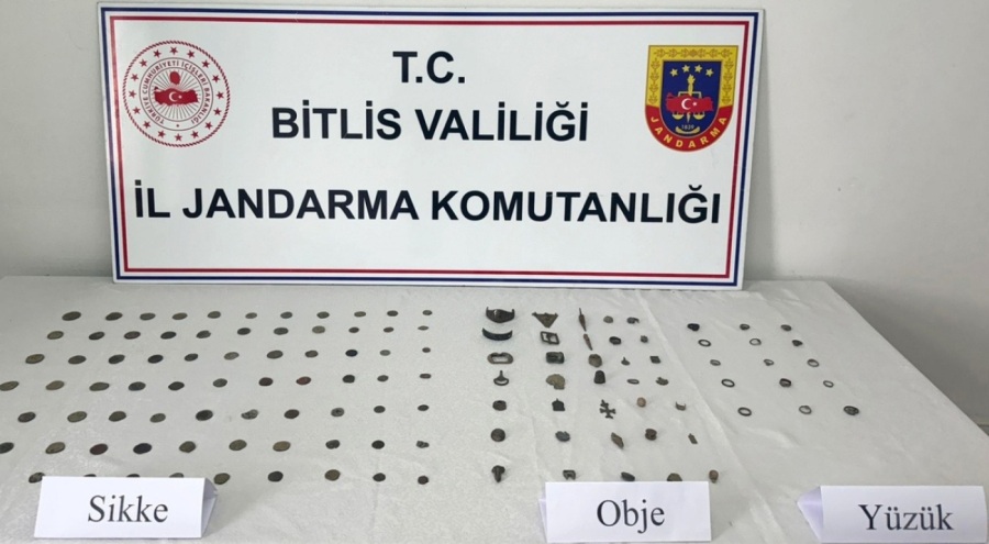 Bitlis'te tarihi eser operasyonu