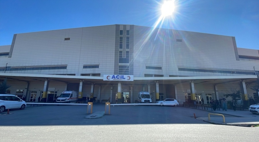 İnşaatta başına briket düşen çocuk hayatını kaybetti