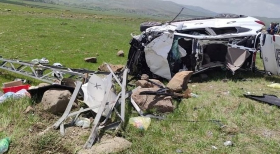 Feci kaza! 1 ölü, 4 yaralı