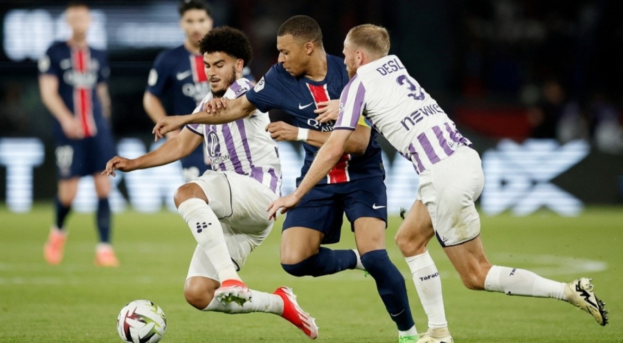 PSG, Toulouse'a mağlup oldu