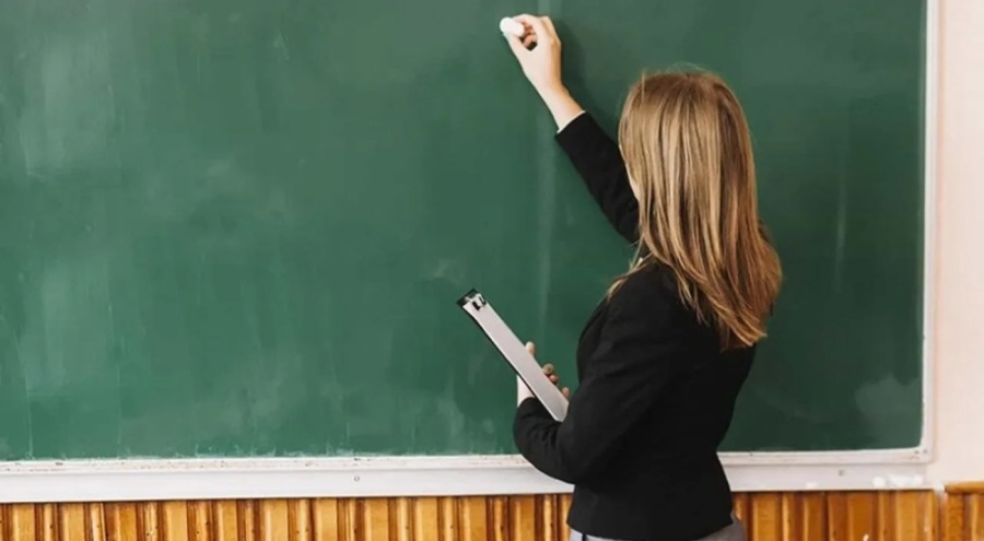 Sözleşmeli öğretmen alımında yeni dönem! Resmi Gazete'de yayımlandı