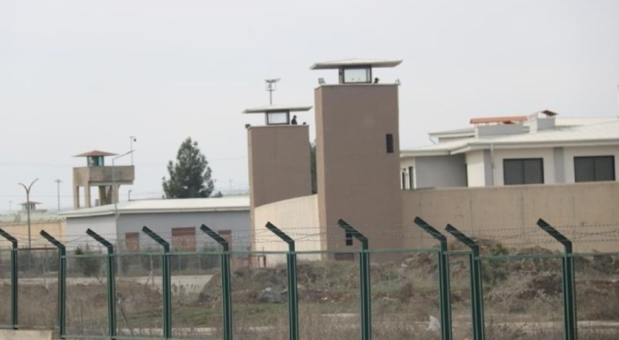 Cezaevinde çok sayıda mahkum ve personel zehirlendi