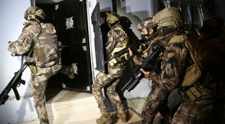 Bursa merkezli 13 ilde  'Mahzen-46' operasyonu