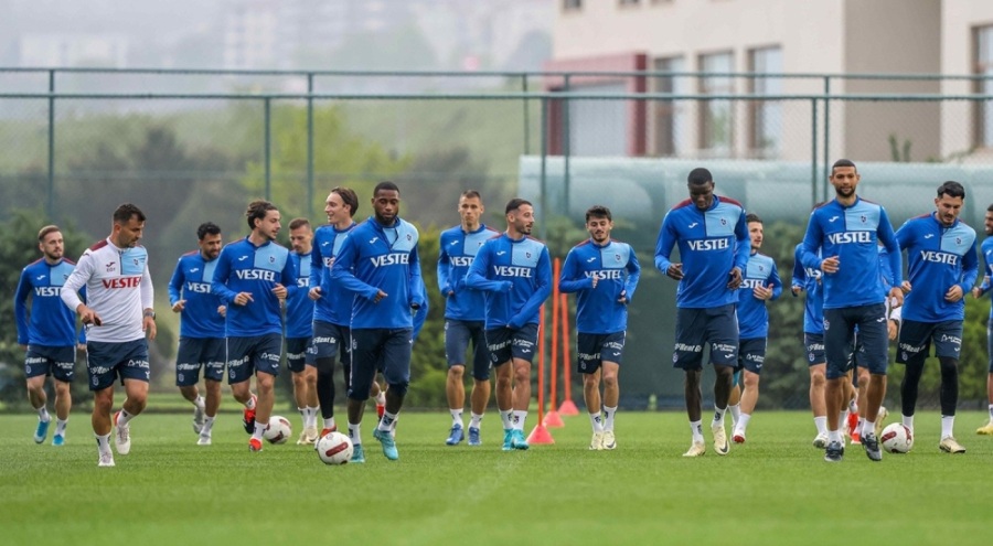 Trabzonspor'da ilk hedef Başakşehir maçı