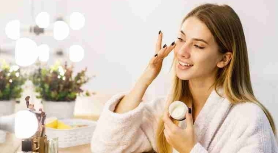 Sağlıklı cilt için Omega 3, çinko ve E vitamini önerisi