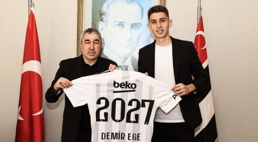 Beşiktaş'ta Demir Ege Tıknaz'ın sözleşmesi yenilendi!