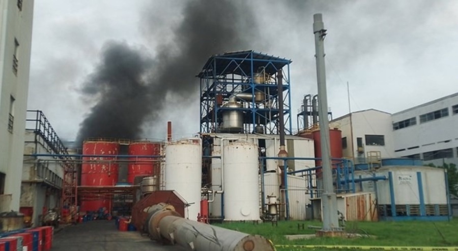 Atık yağ fabrikasında yangın!