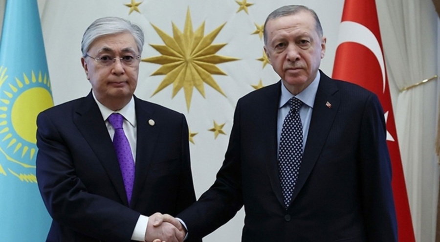 Cumhurbaşkanı Erdoğan, Kazakistan Cumhurbaşkanı Tokayev ile görüştü