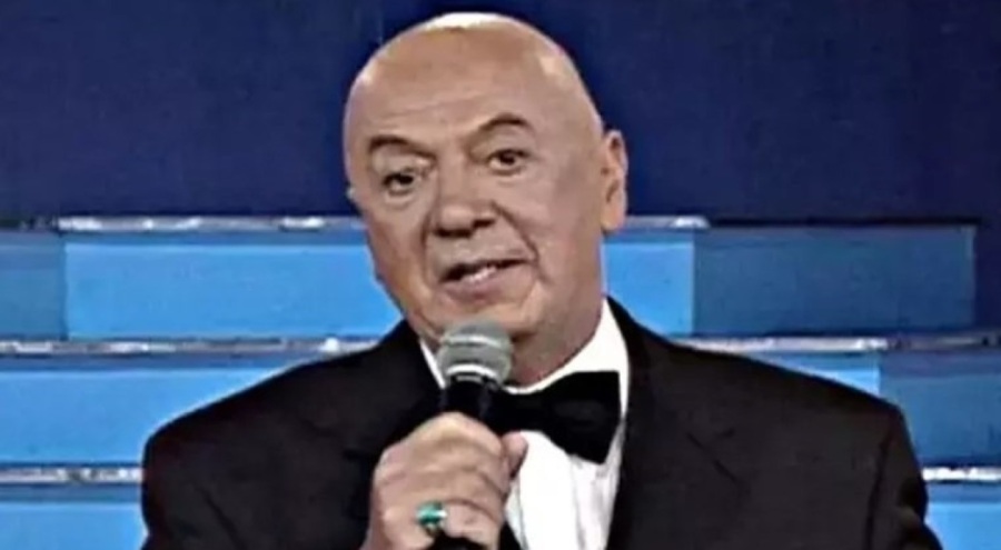 Ünlü sunucu Erkan Yolaç hayatını kaybetti