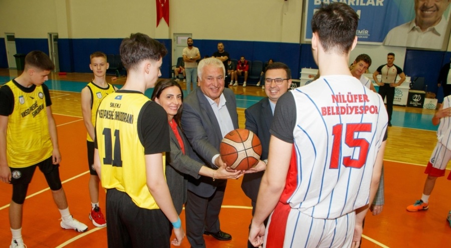 Kardeş kent takımları Nilüfer Uluslararası Spor Şenlikleri'nde buluştu