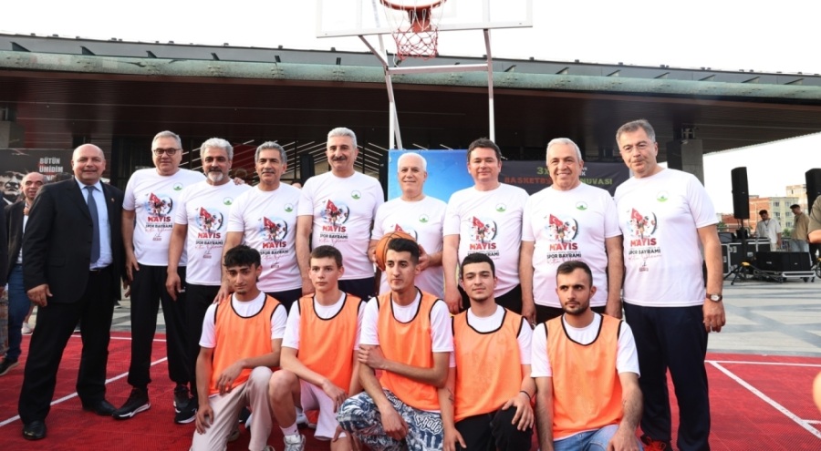Bursa'da başkanlardan basketbolda başarılı performans