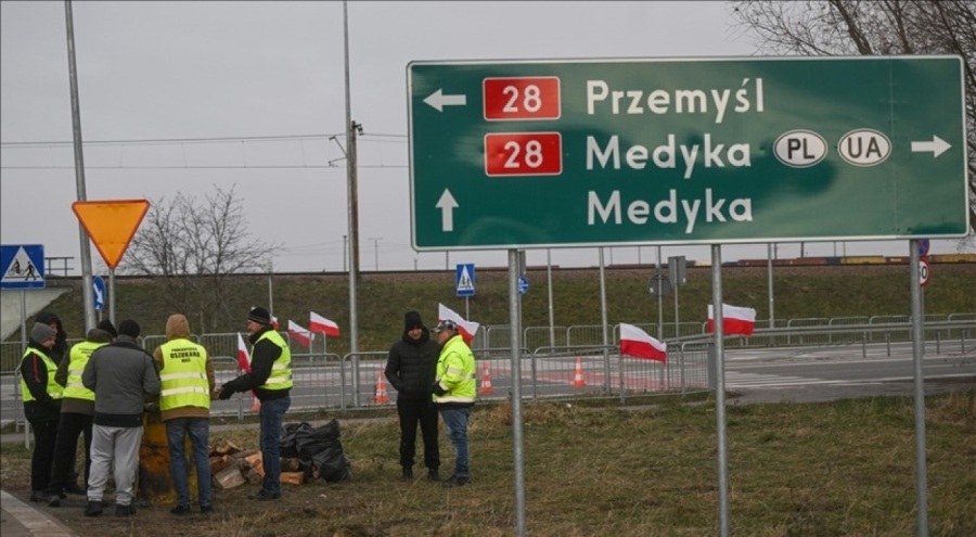 Polonya doğu sınırına 2,5 milyar dolarlık yatırım yapacak