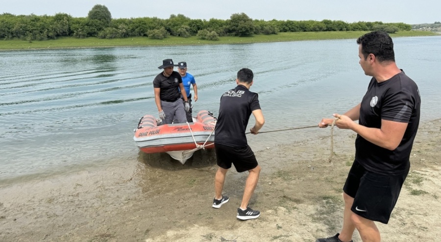 Adana'da Seyhan Nehri'ne giren genç kayboldu