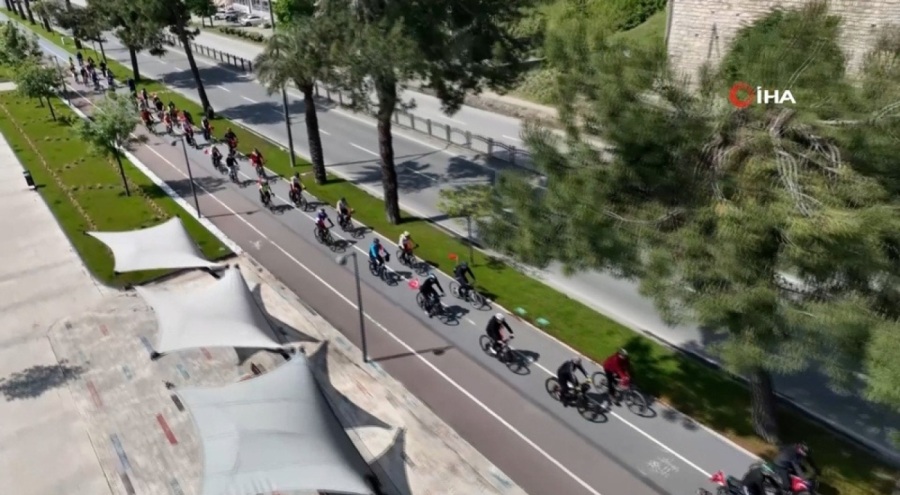 Ordu'da 19 Mayıs kutlamalarını şehrin her köşesinde kutlandı