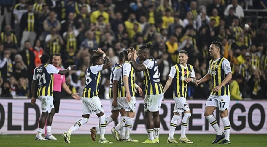 Dev derbide kazanan Fenerbahçe