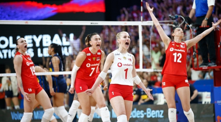 Filenin Sultanları, Fransa'yı yendi