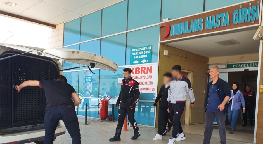 Bursa'da sokak ortasında tekme tokat dövülen çocuğun kalbi durdu