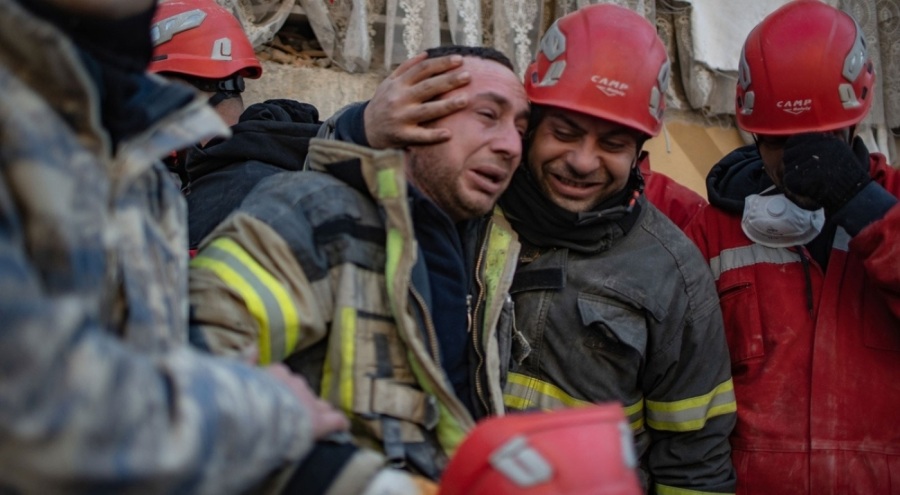 Depremde 94 kişinin öldüğü binanın zemin etüt raporunda belediye onayı yokmuş