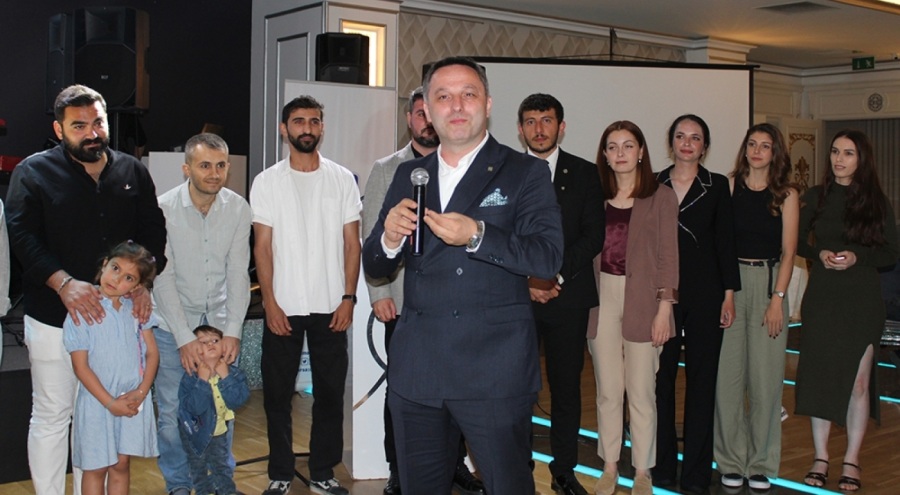 Genç inşaat mühendisleri, 19 Mayıs gençlik gecesinde bir araya geldi