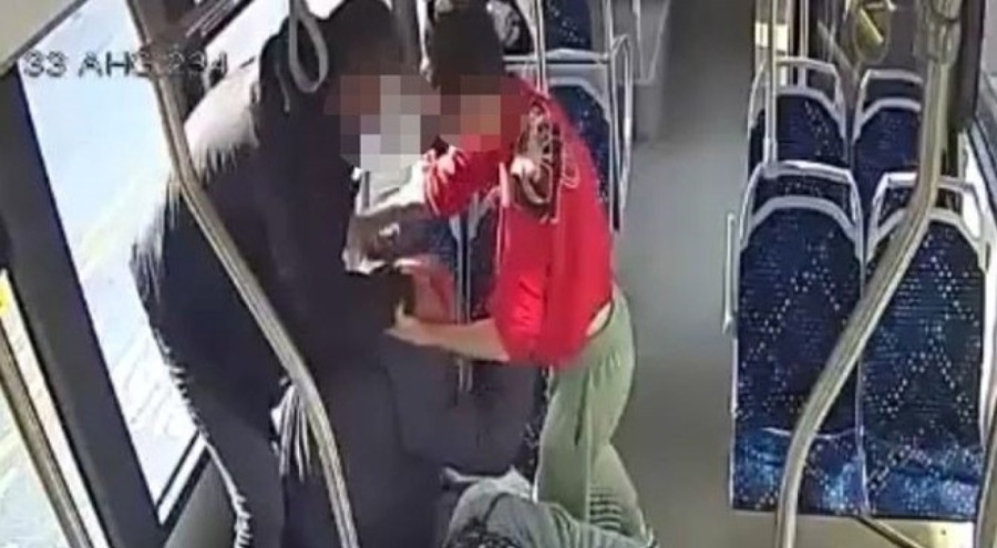 Okul müdürü ve oğlu otobüste dövmüştü: Yaşlı adam yaşamını yitirdi