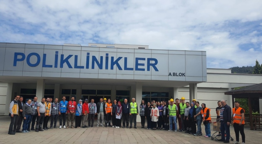 Bursa Orhaneli Devlet Hastanesi'nde deprem tatbikatı