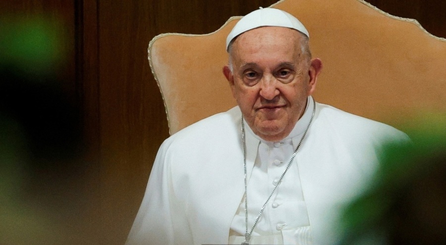 Papa, İbrahim Reisi için Ali Hamaney'e taziye mesajı