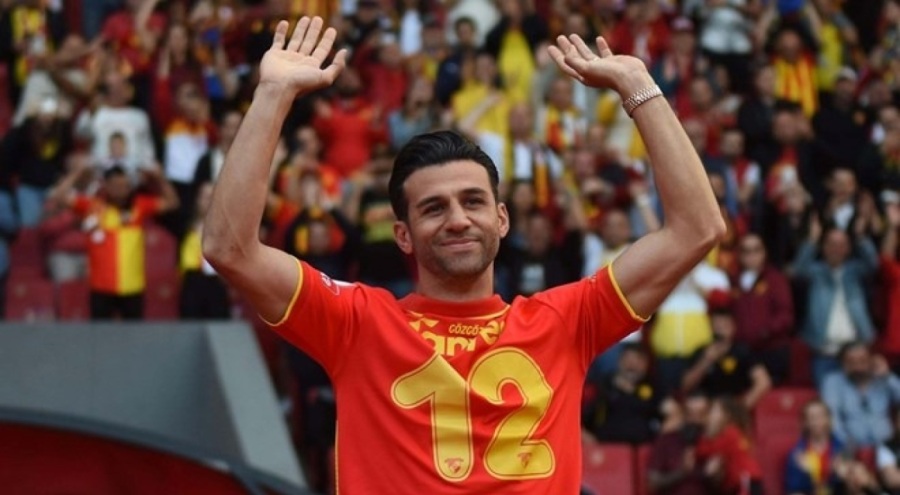 Göztepe'de İsmail Köybaşı sözleşme uzattı