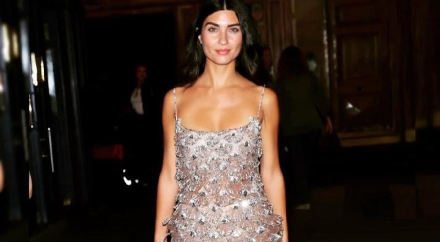 Tuba Büyüküstün'ün  Cannes tarzı beğenilmedi