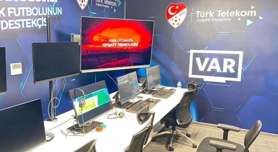 Beşiktaş-Trabzonspor finalinin VAR hakemi açıklandı