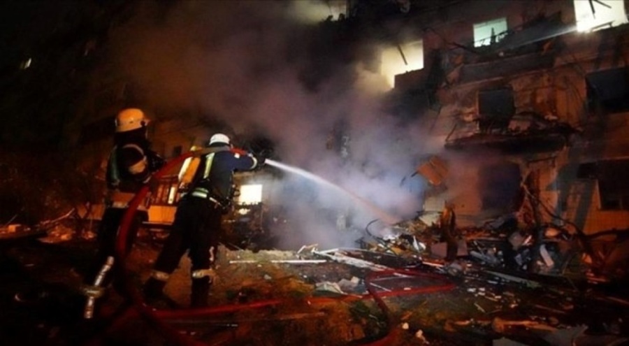 Rusya'da kaçak göçmen binasında yangın! Ölü ve yaralılar var