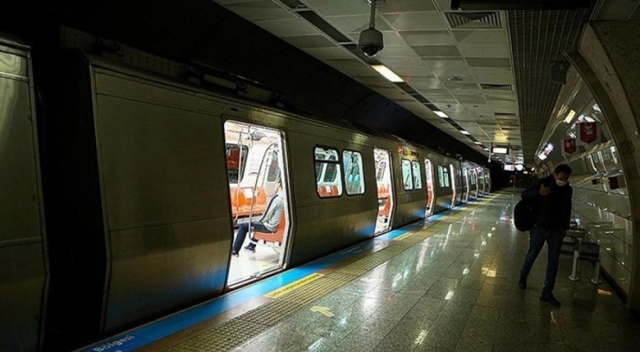 İstanbul'da metro hattında intihar girişimi!