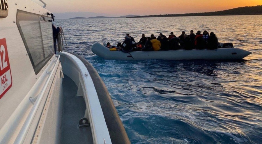 Çanakkale'de 7'si çocuk, 42 kaçak göçmen yakalandı