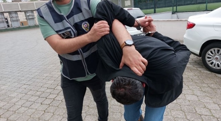 Katilin kaçmasına yardım edince ekiplerce gözaltına alındı
