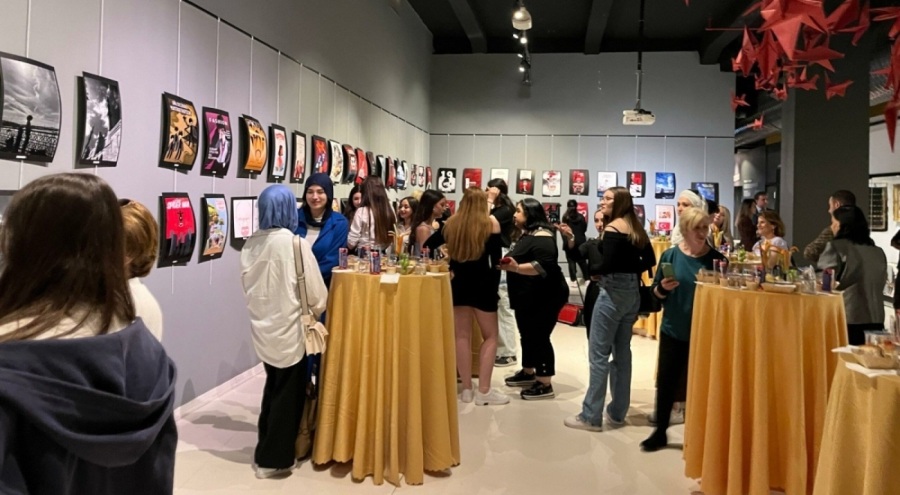 Öğrenciler, farkındalık için müzede sergi açtı