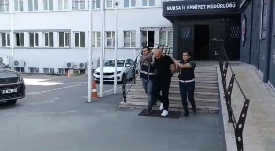 Bursa'da 41 yıl hapis cezası olan cezaevi firarisi yakalandı!