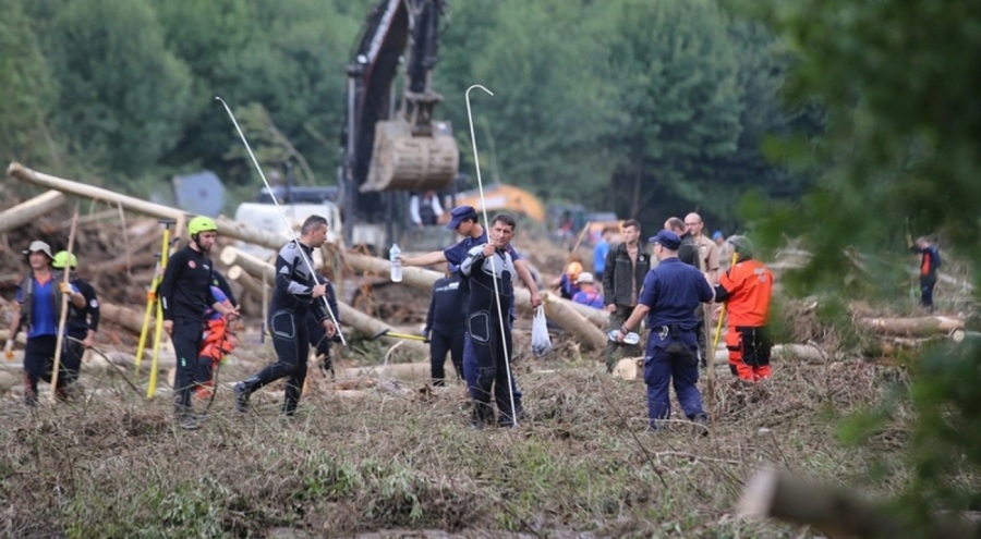 6 kişiye mezar olmuştu... Kaçak bungalov davasında gerginlik