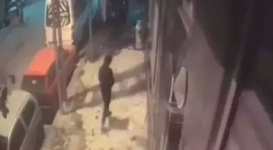 Tekstil atölyesine pimi çekilmemiş el bombası atan şahıslar yakalandı